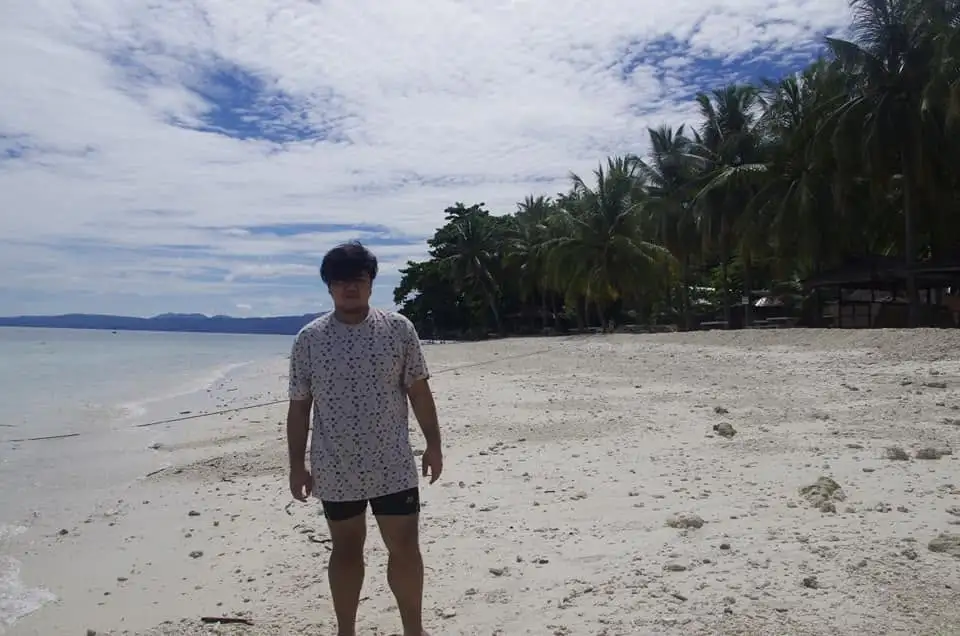 Island hopping boat around Samal